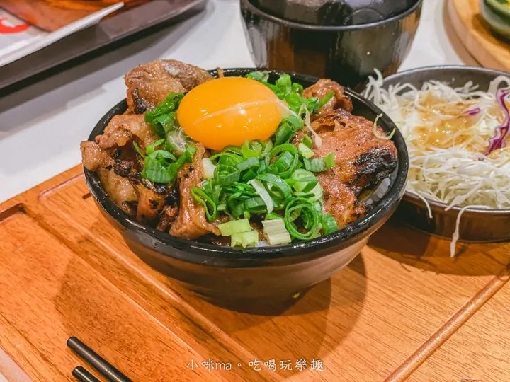 Kaidon's grilled wagyu donburi topped with a raw egg yolk.