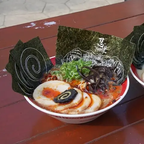 A bowl of Ichiraku-style tonkotsu ramen.