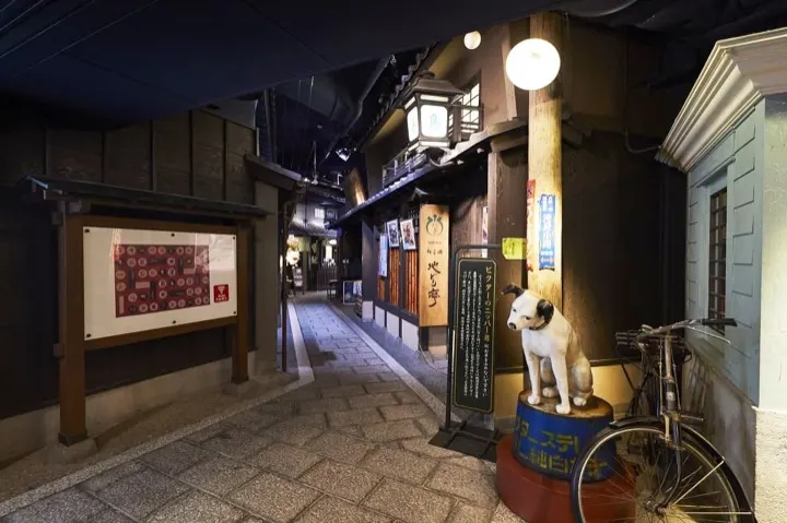 Takimi Koji, the Showa-era retro dining alley in the building's basement.