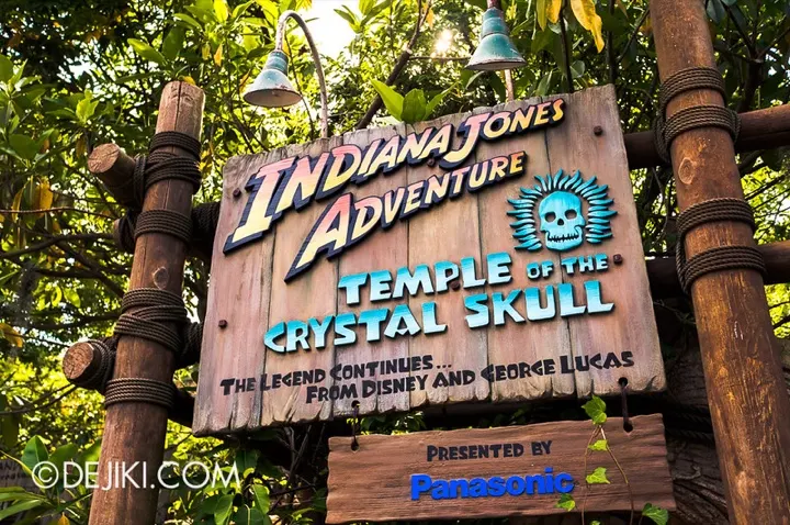 The temple entrance queue for Indiana Jones Adventure.