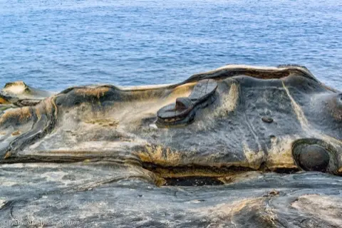 The Fairy's Shoe rock formation.